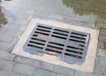 正定县通下水道的原因